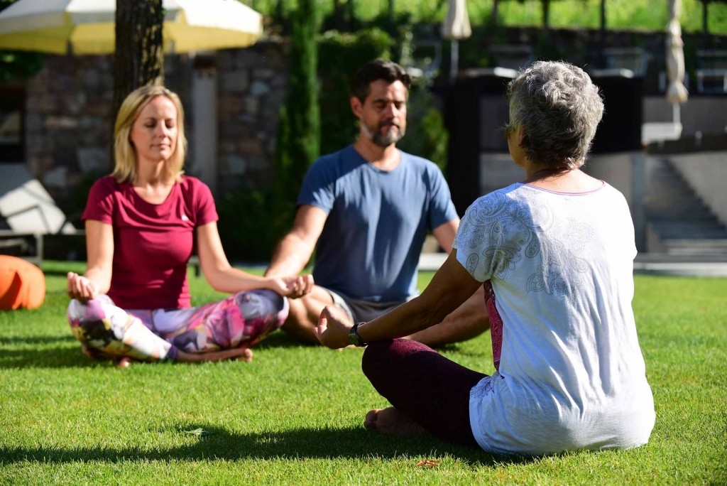 Übungen für die Gesundheit - Yoga im Lindenhof