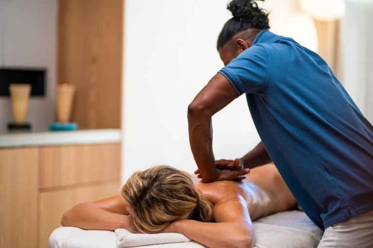 Entspannung im Urlaub - Ayurveda-Massage