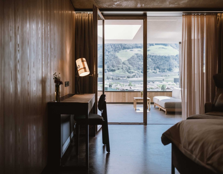 Zimmer im Hotel Lindenhof mit Balkon